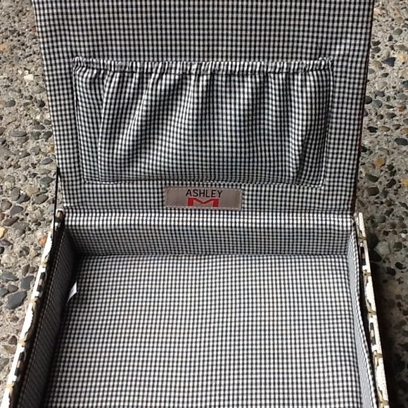 NWT Ashley M Elvis hand made cigar box handbag - Picture 3 of 6